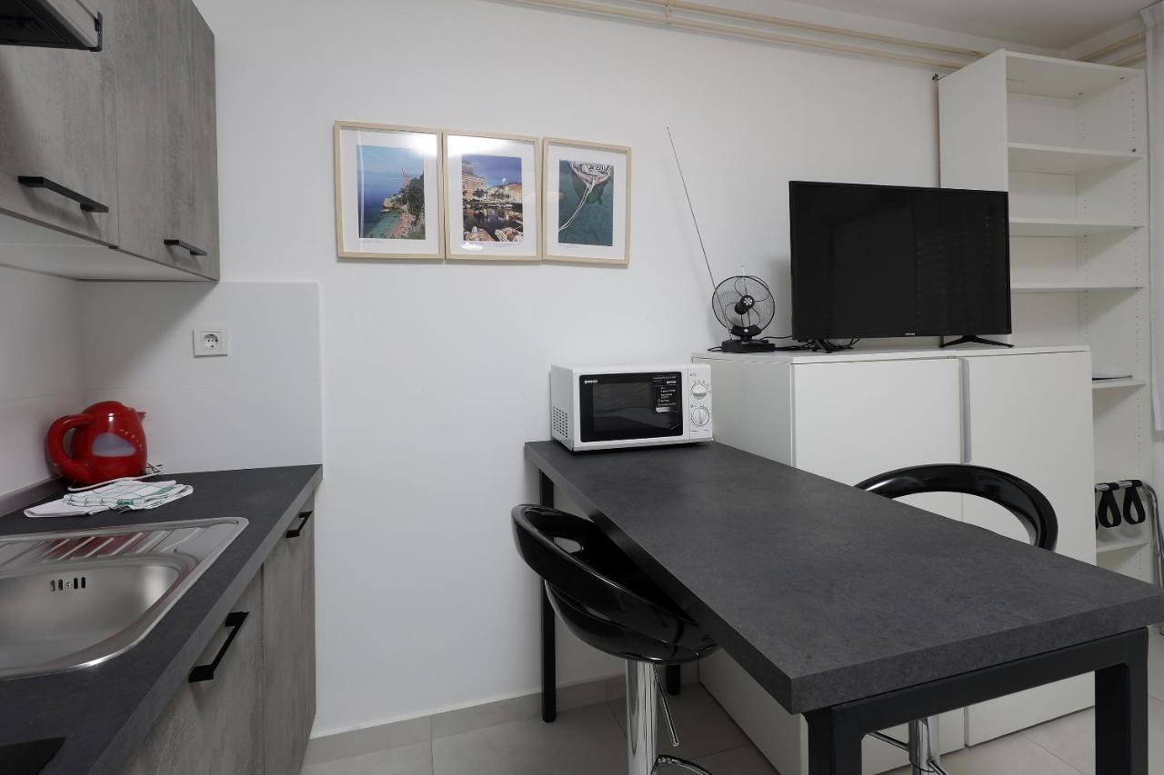 Rijeka Budget Rooms Ngoại thất bức ảnh