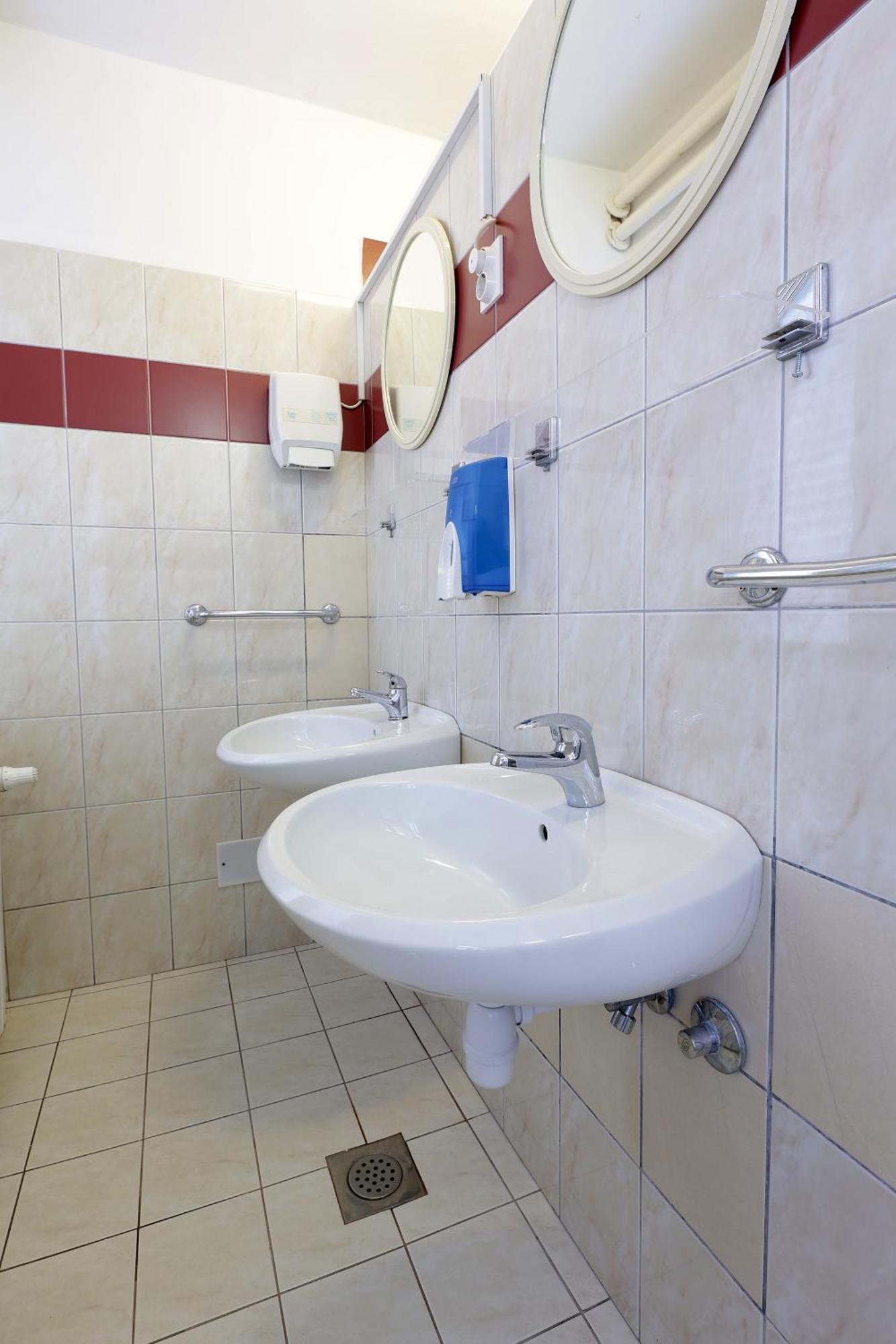 Rijeka Budget Rooms Phòng bức ảnh